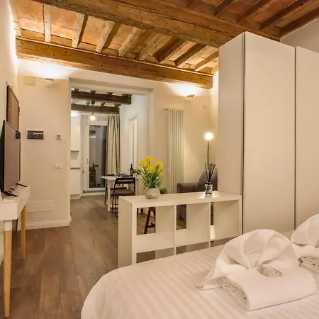 Oltrarno In Florence